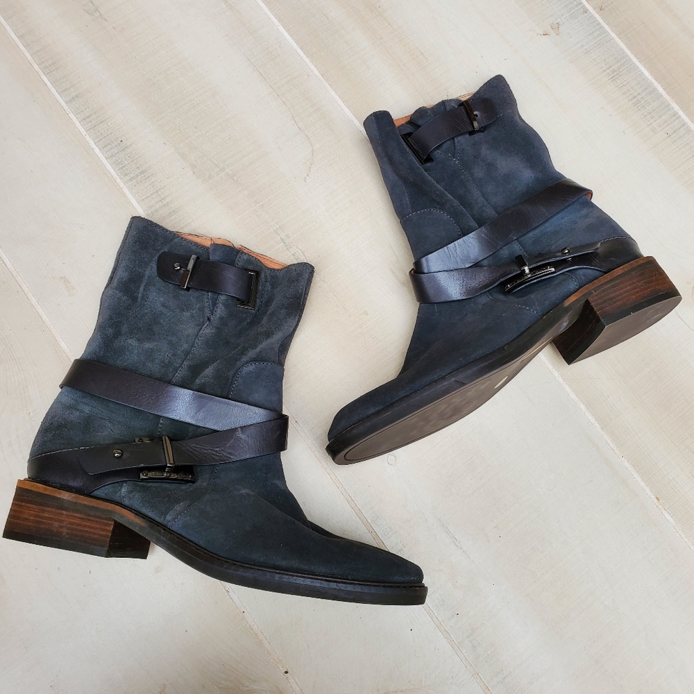 Louise et Cie Valencia Black Ankle Boots - Picture 9 of 9